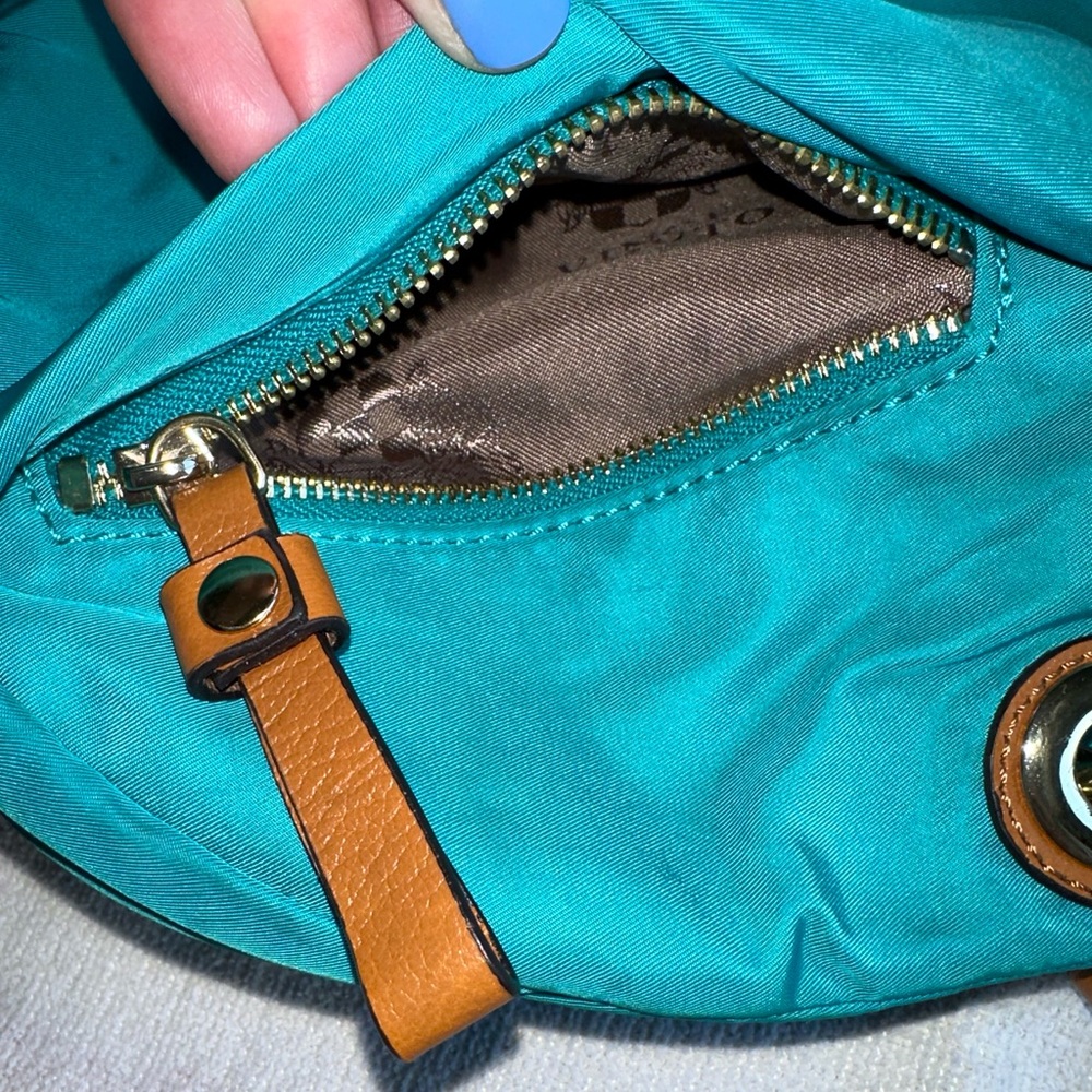 Vince Camuto Turquoise and Brown Crossbody purse - Picture 8 of 12
